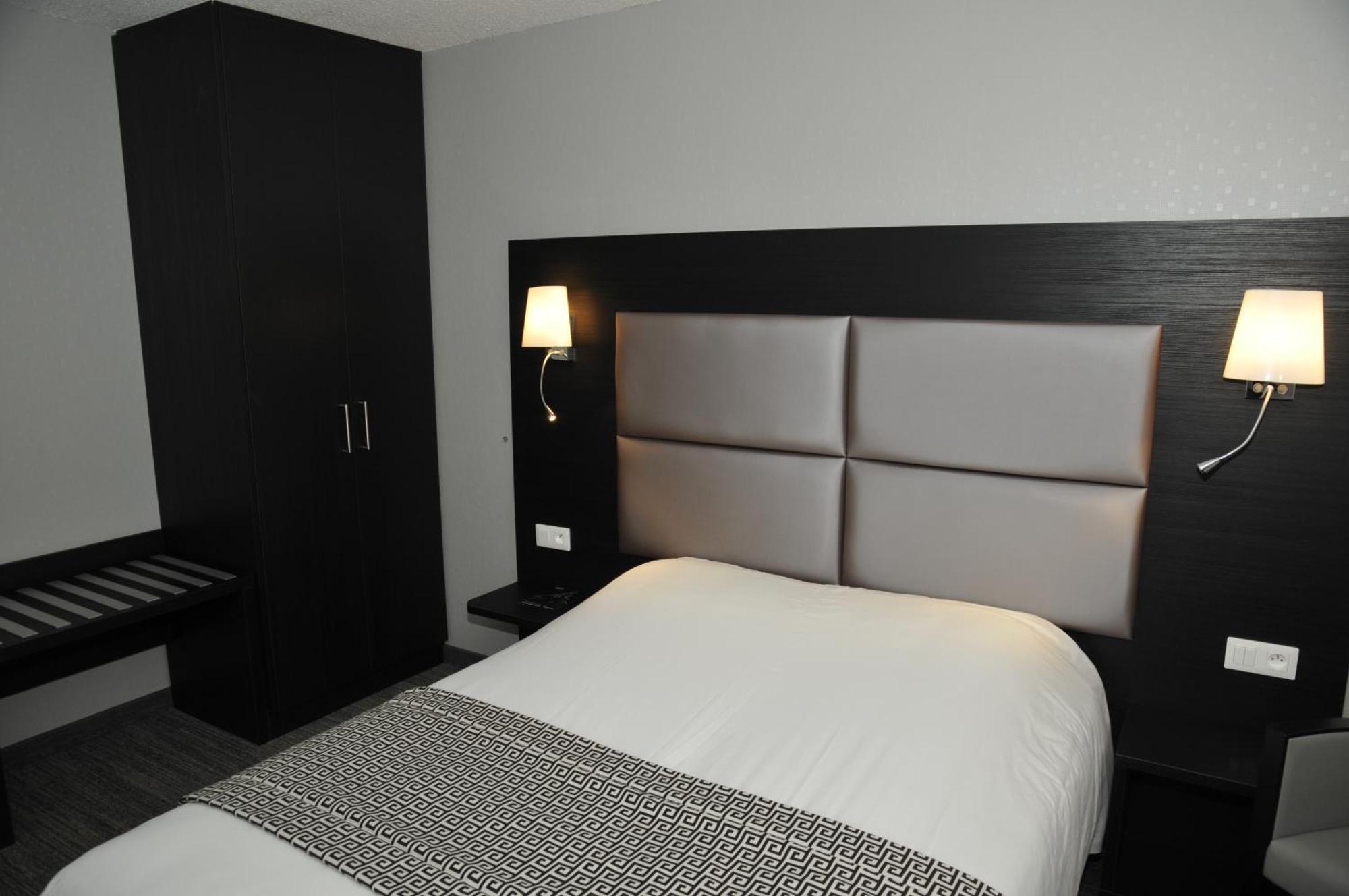 The Originals City, Hotel Et Restaurant Aster, Saint-Avold Nord クレウツヴァルド 部屋 写真