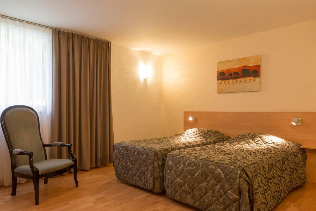 The Originals City, Hotel Et Restaurant Aster, Saint-Avold Nord クレウツヴァルド エクステリア 写真