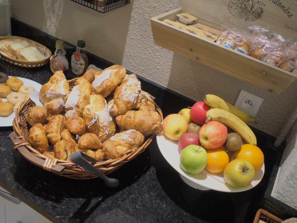 The Originals City, Hotel Et Restaurant Aster, Saint-Avold Nord クレウツヴァルド エクステリア 写真